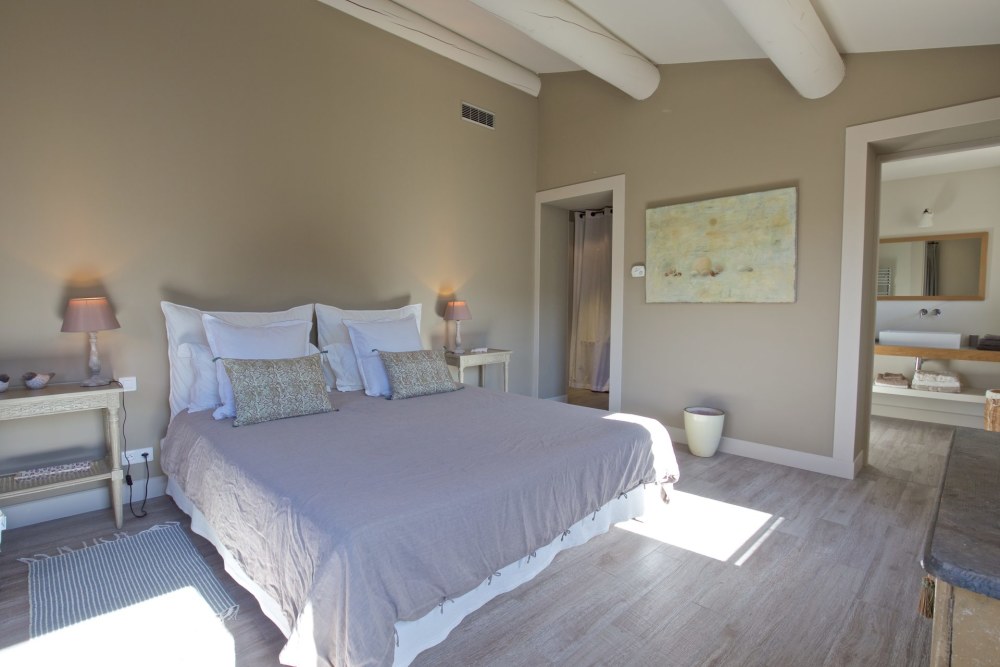 Photographs of Mas des Randonneurs villa in Provence - Image 34 of 41