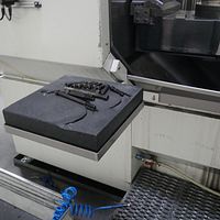 5-Axis Twin Spindle Machining Center-Licon - Image 2
