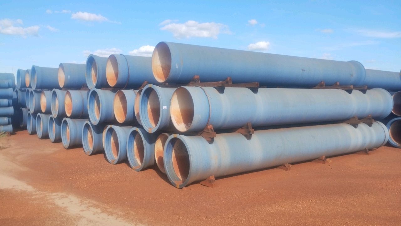 Lot of Several Cast Iron Pipe Class K7