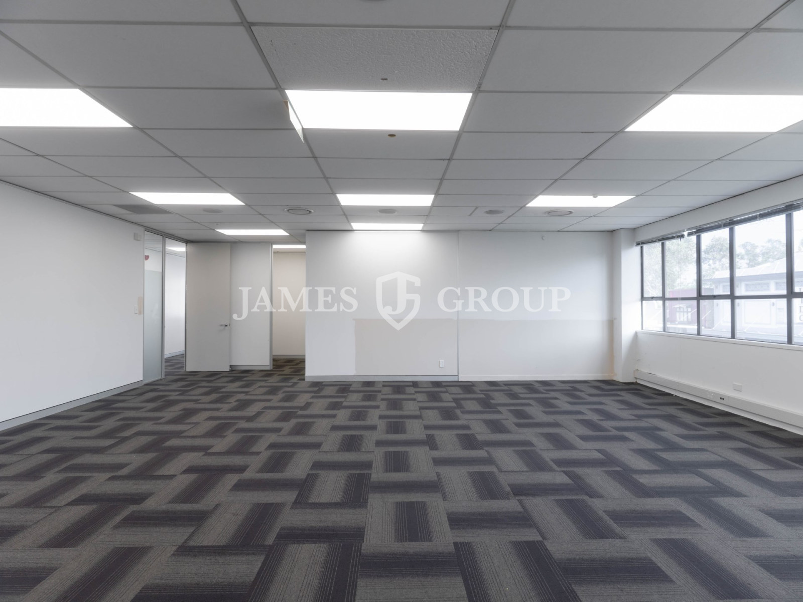 82m² Open-plan Office In Prime City Fringe Spot