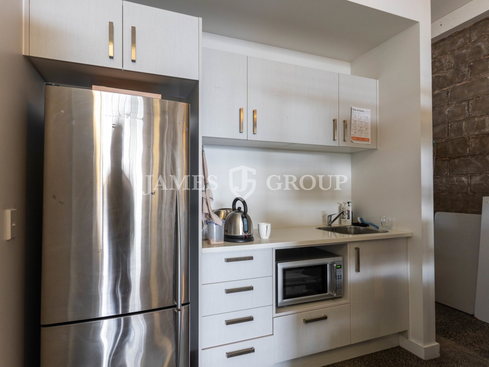 Sought-after City Fringe Space With Parking
