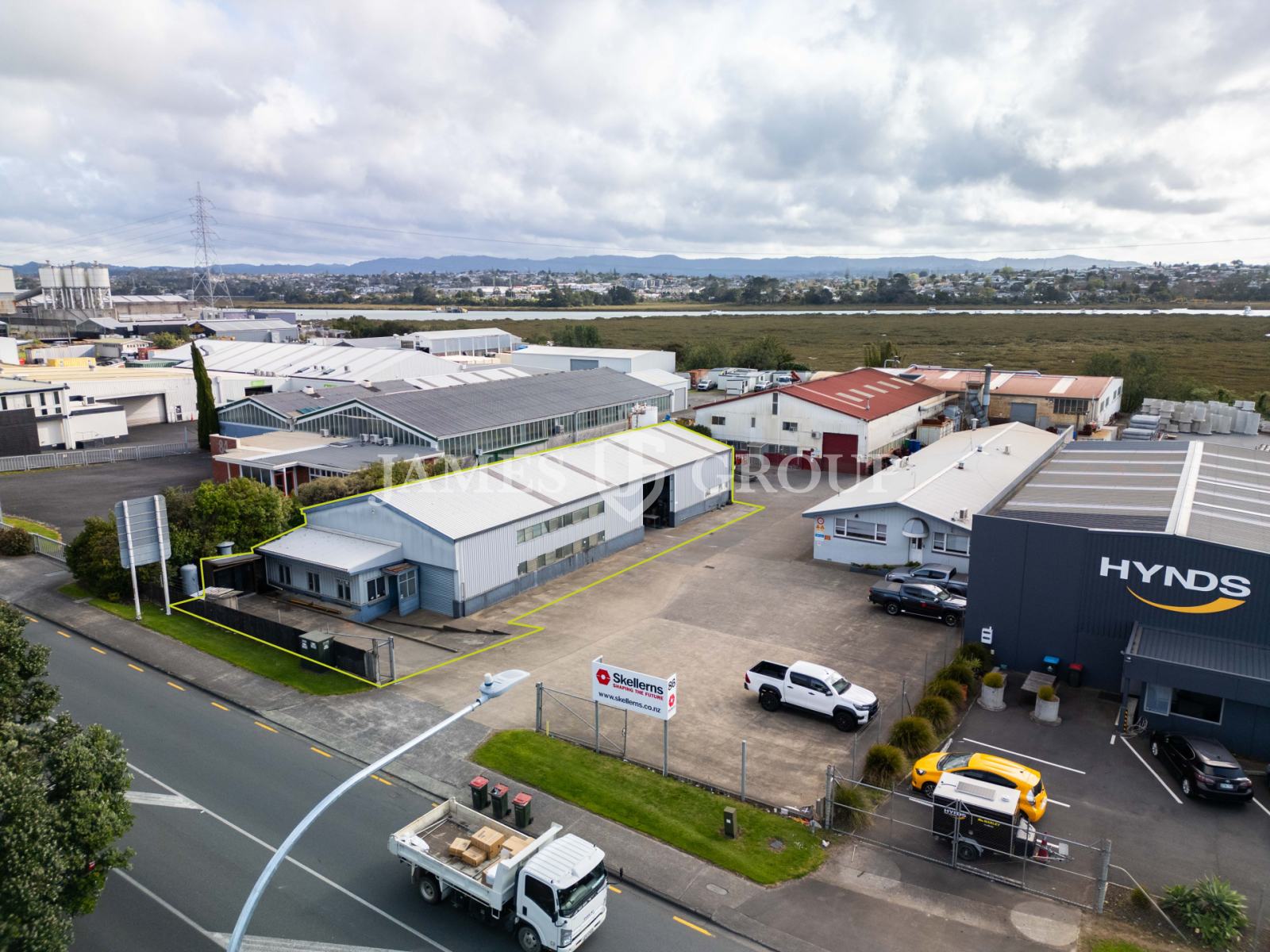 Patiki Road Gantry Warehouse + 3 Phase Power