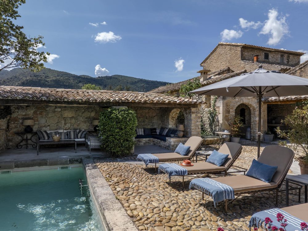 Photographs of Mas d’Argent villa in Provence - Image 1 of 35