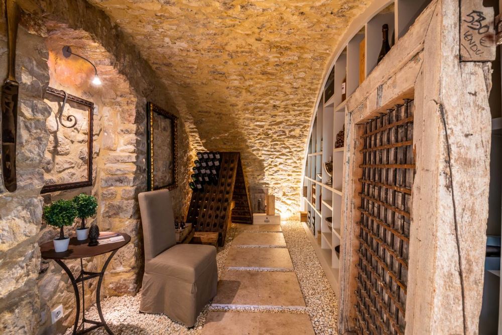 Photographs of Mas des Gardois villa in Provence - Image 18 of 58