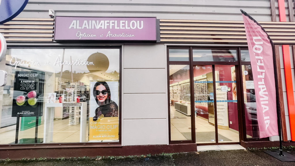 Magasin Opticien C.C. Carrefour Market 42800 RIVE-DE-GIER extérieur