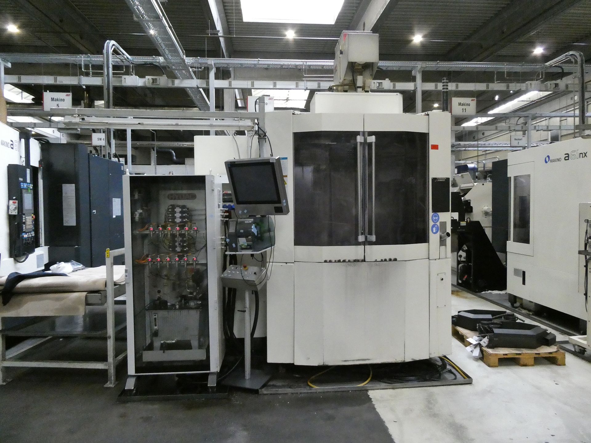CNC Machining Center-Makino - Image 1