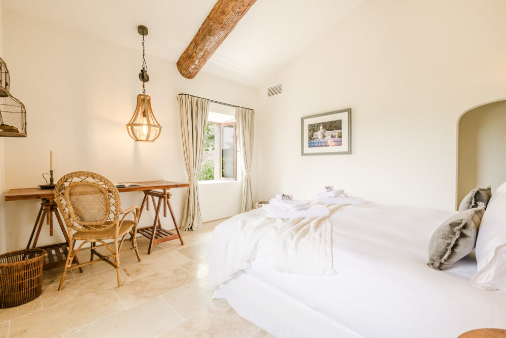 Photographs of Mas des Secrets villa in Provence - Image 32 of 47