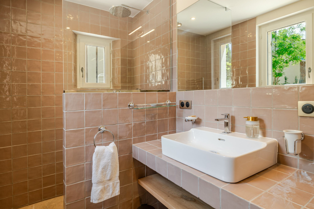 Photographs of Villa Aquarelle villa in Provence - Image 22 of 44