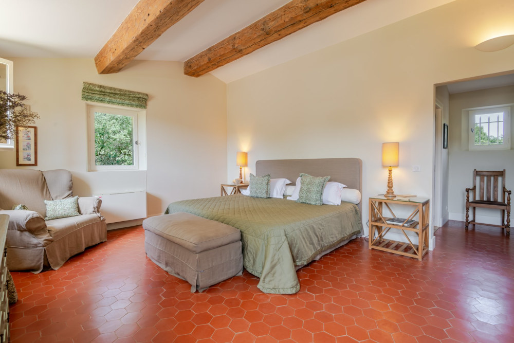 Photographs of Mas de Roubine villa in Provence - Image 19 of 45