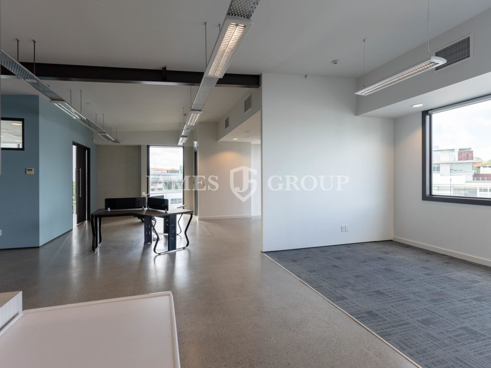 Polished Grafton Office