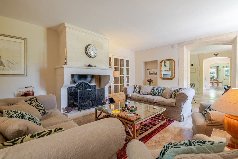 Photographs of Mas de Roubine villa in Provence - Image 6 of 45