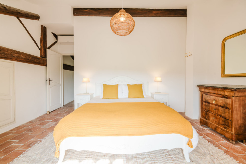 Photographs of Mas des Cinq Sens villa in Provence - Image 22 of 37