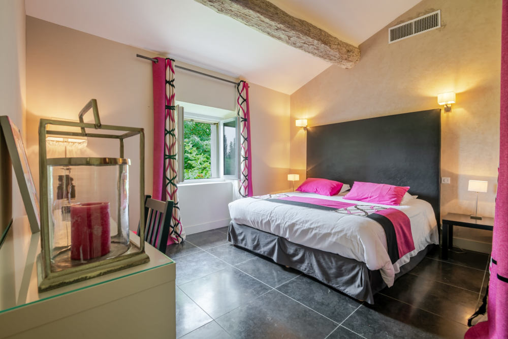 Photographs of Mas de Velorgues villa in Provence - Image 44 of 58