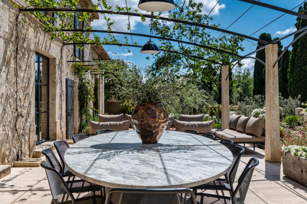 Photographs of Mas de l’Atlas villa in Provence - Image 18 of 45