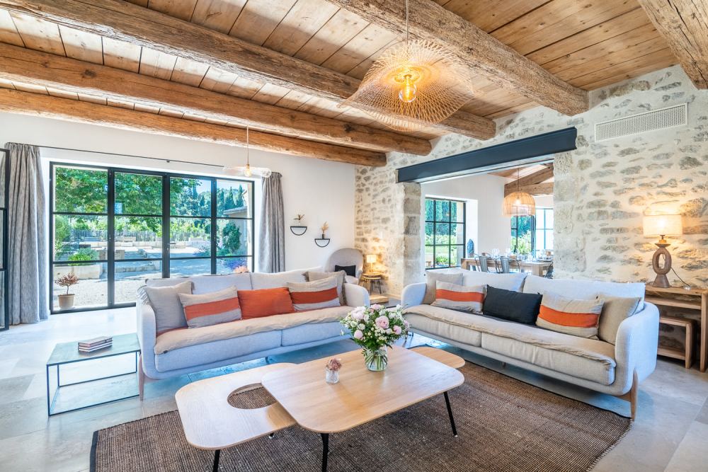 Photographs of Mas Mozart villa in Provence - Image 9 of 42