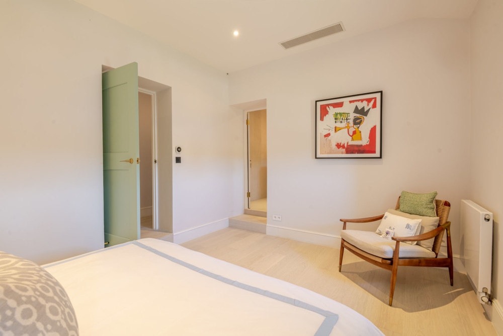 Photographs of Mas des Splendeurs villa in Provence - Image 32 of 53