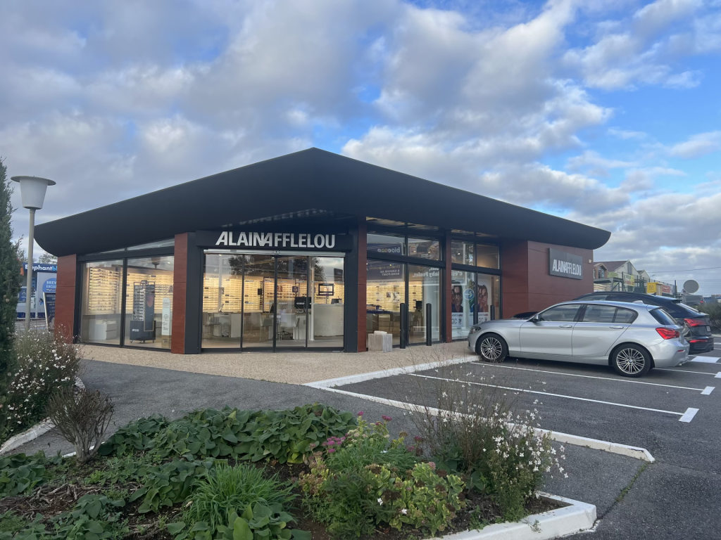 Magasin Opticien ZAC de la Croix Blanche - avenue Oradour sur Glane 87200 SAINT JUNIEN