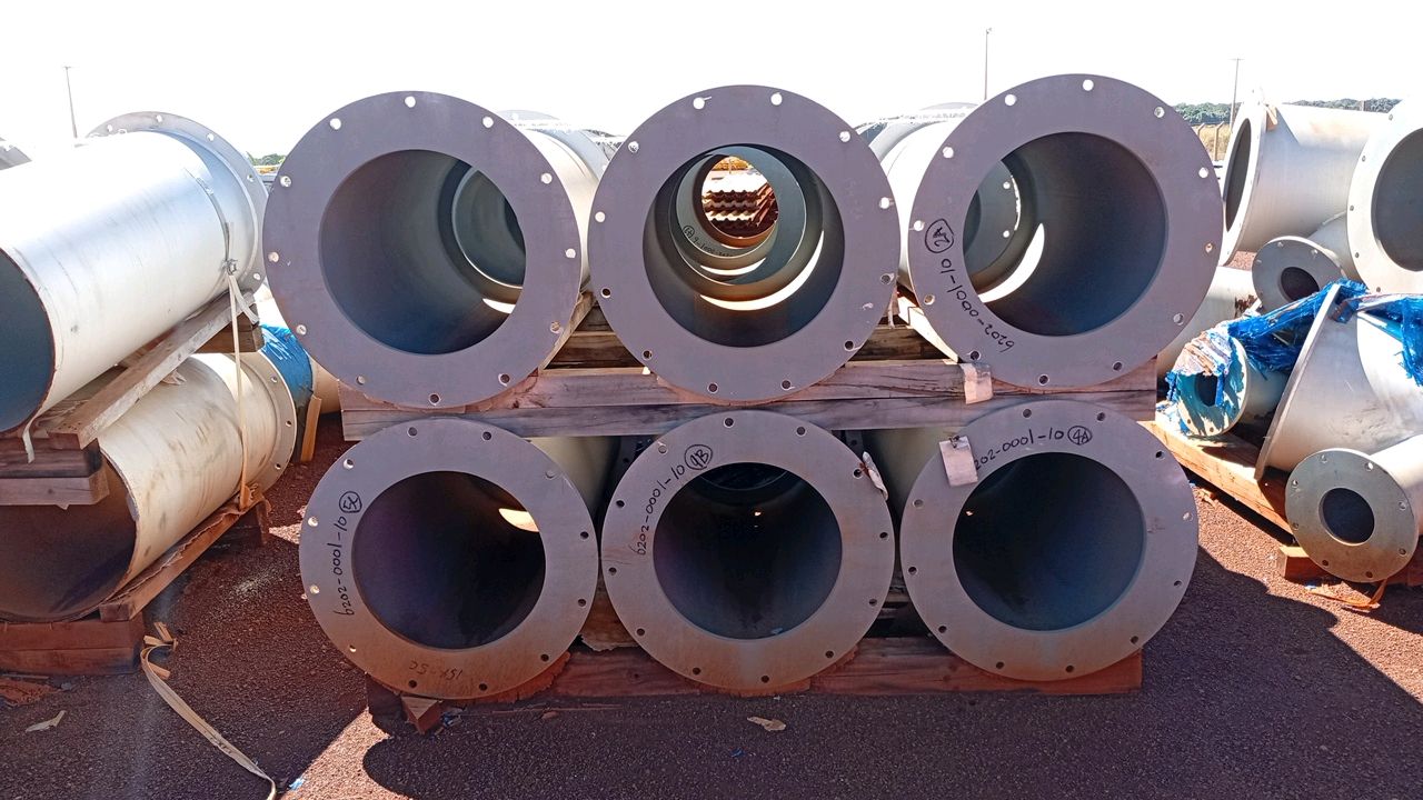 Lot of Pipes and Tiles / BOX C3