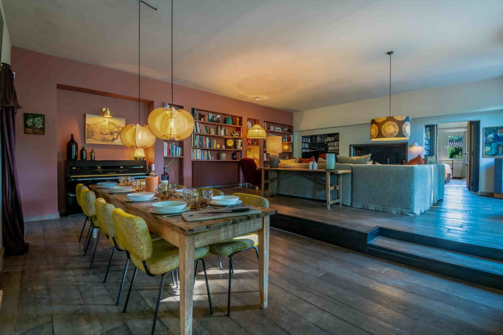 Photographs of Mas du Lac villa in Provence - Image 6 of 56