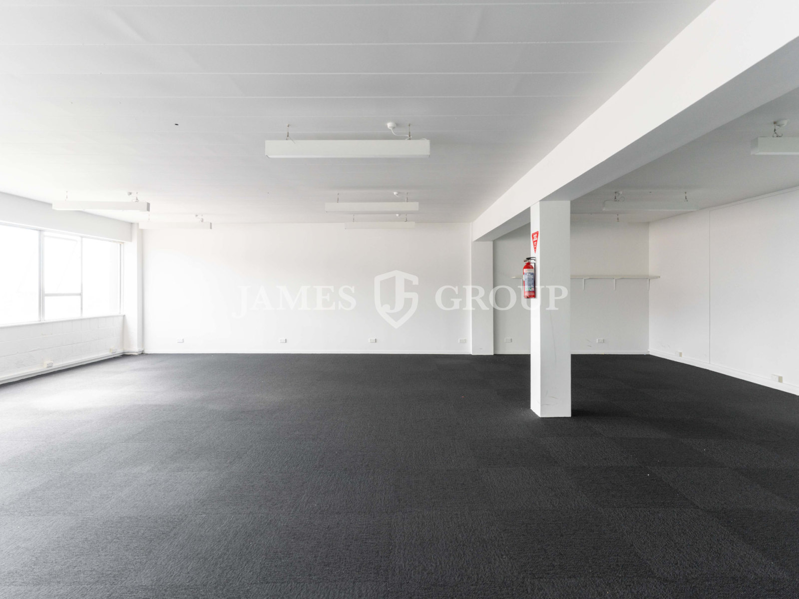 Well-positioned 109m² Open Plan Office