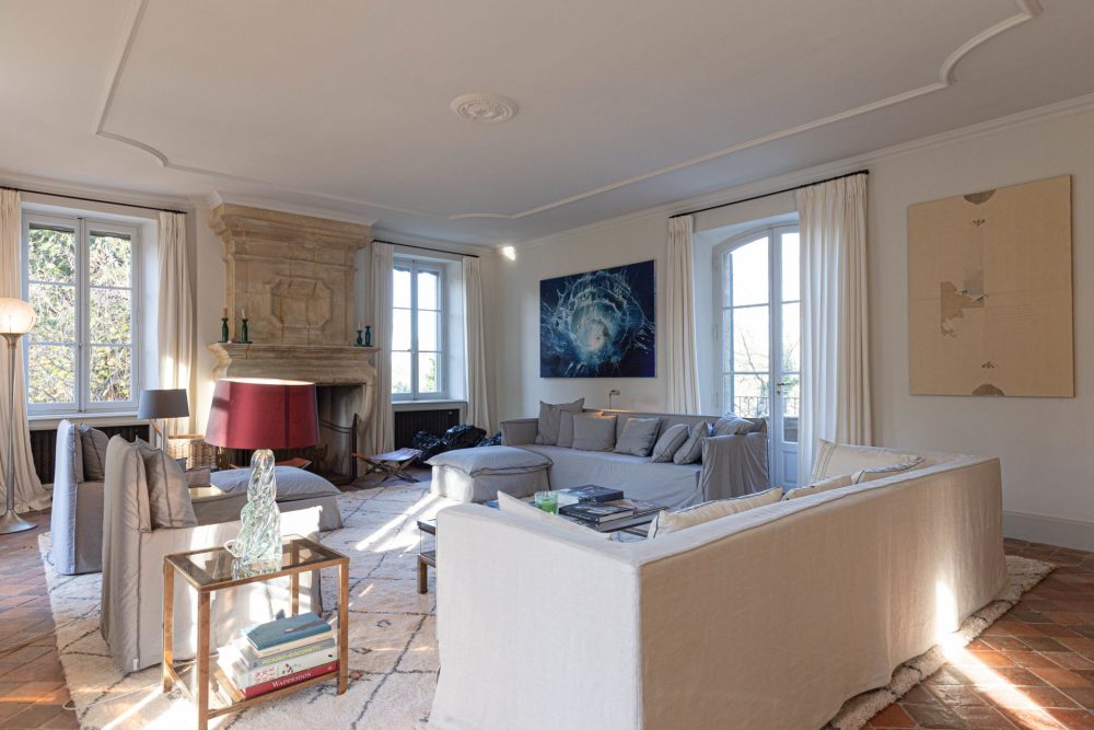 Photographs of Mas du Calanquet villa in Provence - Image 6 of 44