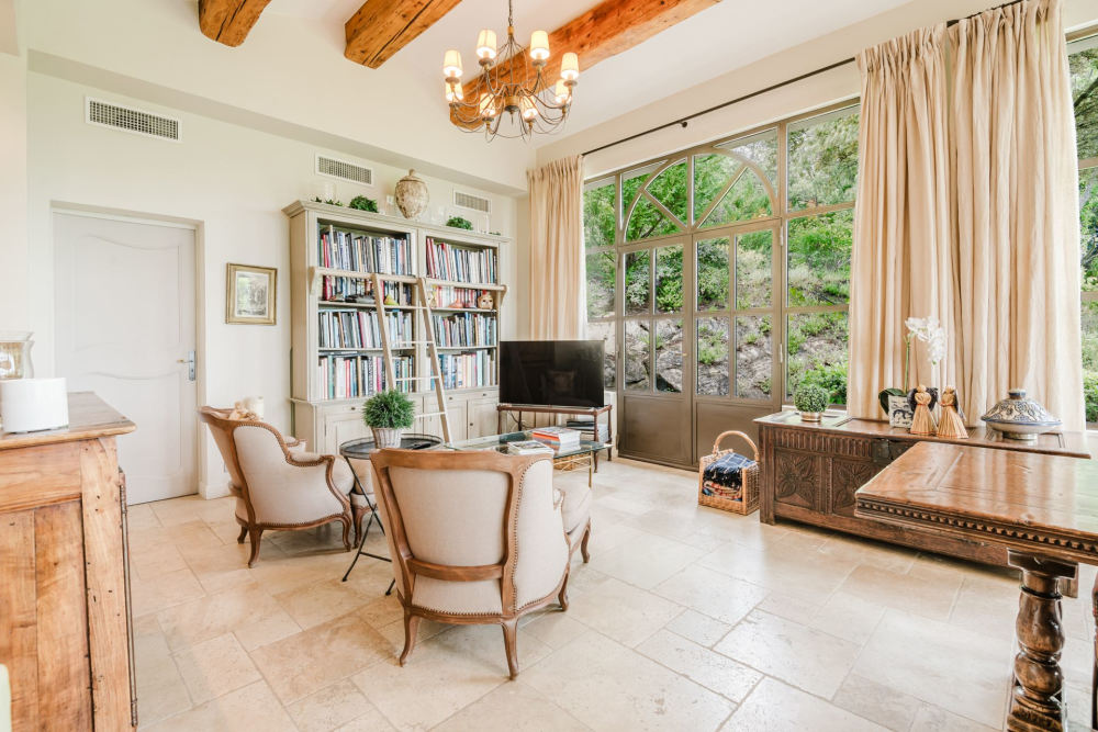 Photographs of Bastide Des Jardins villa in Provence - Image 11 of 52