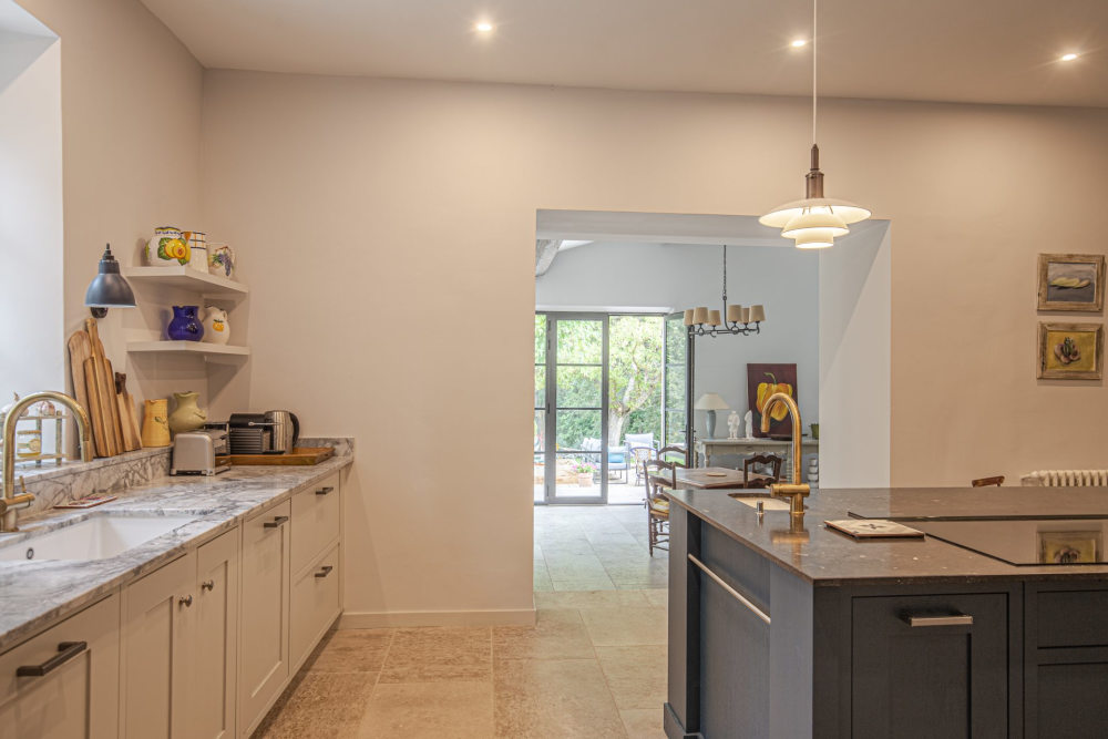 Photographs of Mas de l’Ermitage villa in Provence - Image 9 of 33