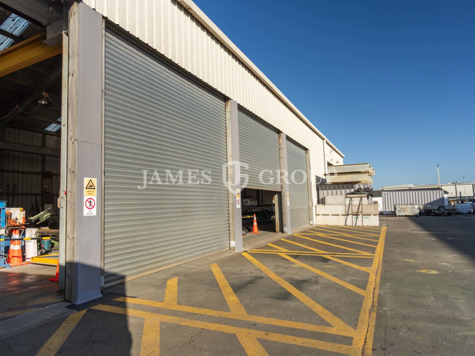 Pure Warehouse & Gantry Crane | 795m²