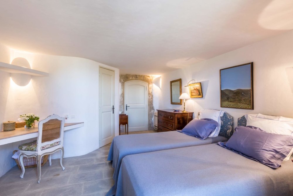 Photographs of Bastide des Millefleurs villa in Provence - Image 30 of 46