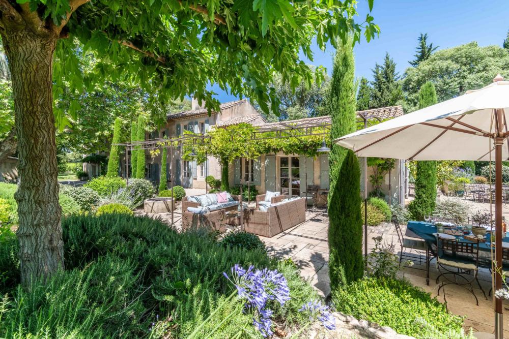 Photographs of Mas du Cardinal villa in Provence - Image 19 of 49