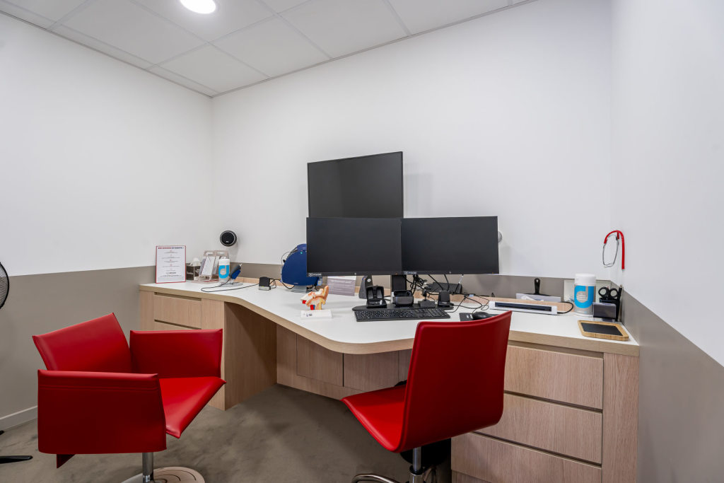 Magasin audioprothesiste 5 rue du Général de Gaulle 29120 PONT-L'ABBÉ intérieur