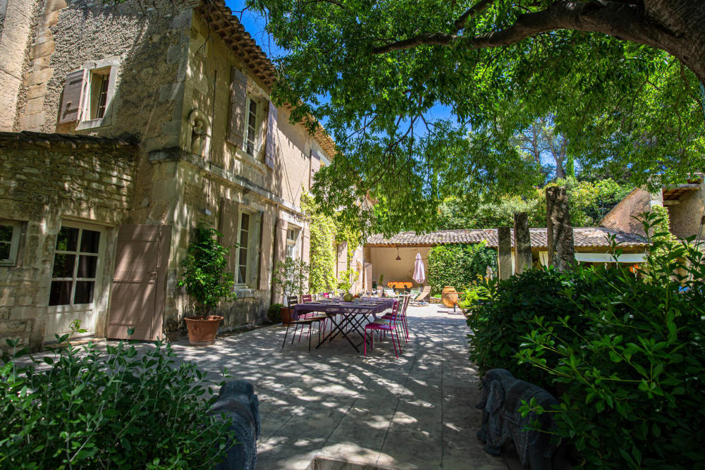 Photographs of Mas de Gavon villa in Provence - Image 3 of 32