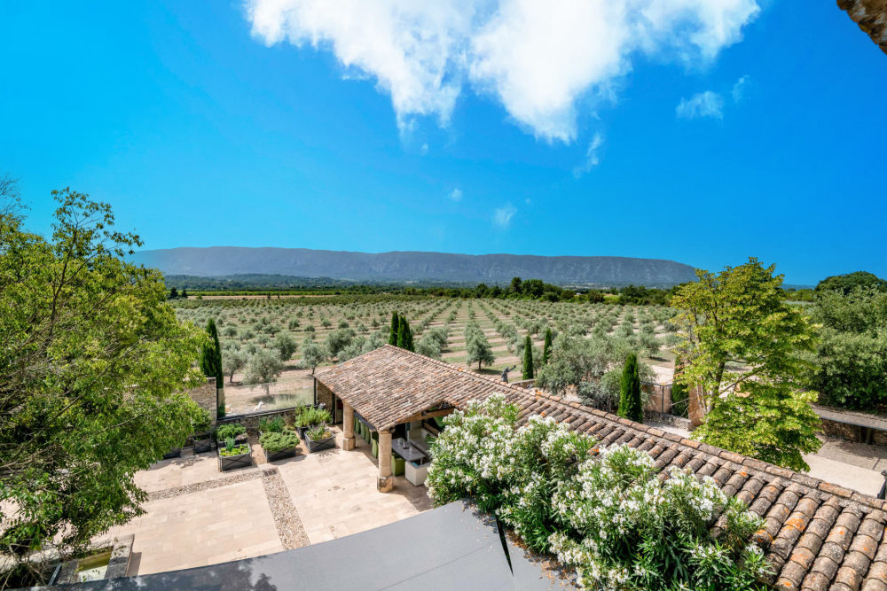 Photographs of Bastide de la Senancole villa in Provence - Image 39 of 52