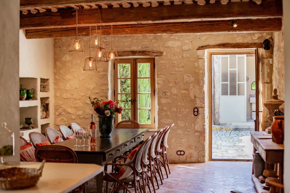 Photographs of Le Mas d’Or villa in Provence - Image 8 of 38