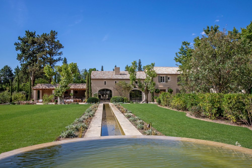 Photographs of Domaine des Murmures villa in Provence - Image 30 of 52