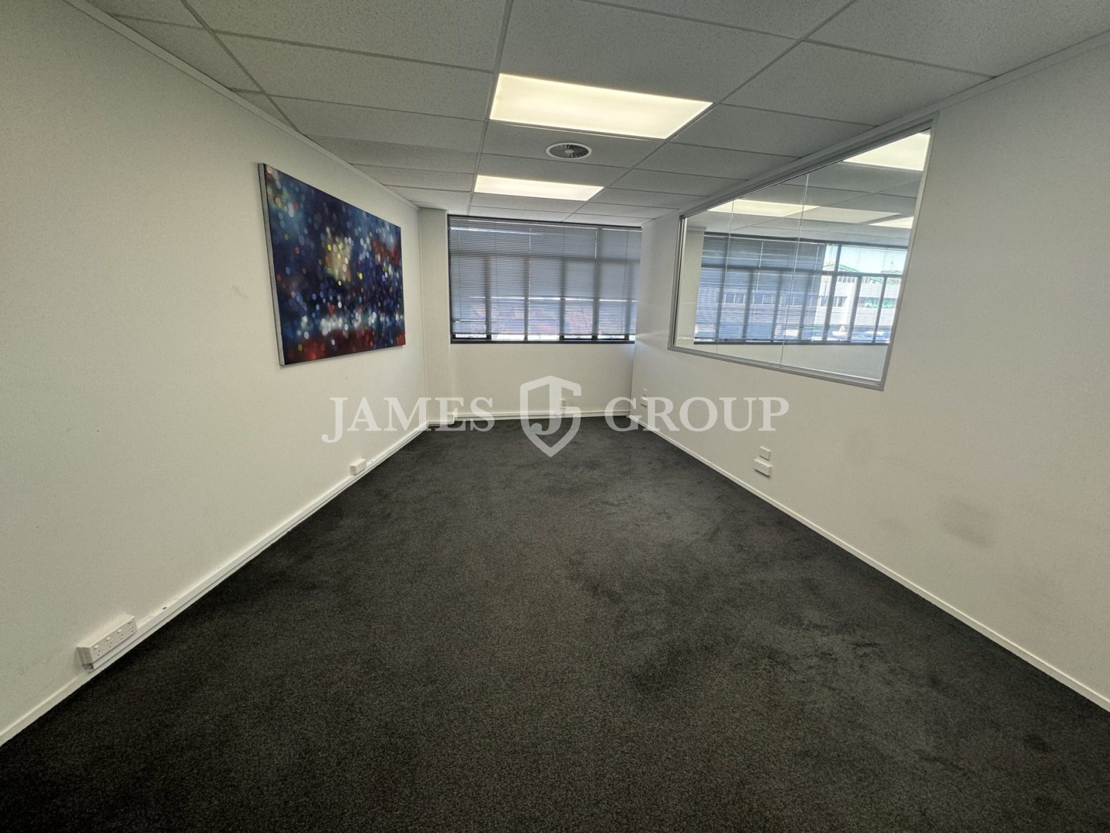 Quality Kingsland Office