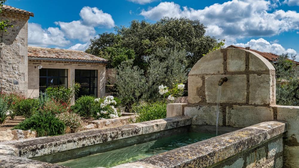 Photographs of Mas de l’Atlas villa in Provence - Image 20 of 45
