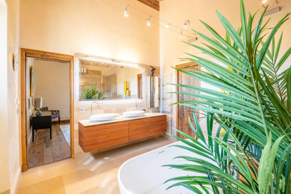 Photographs of Mas la Boheme villa in Provence - Image 22 of 44