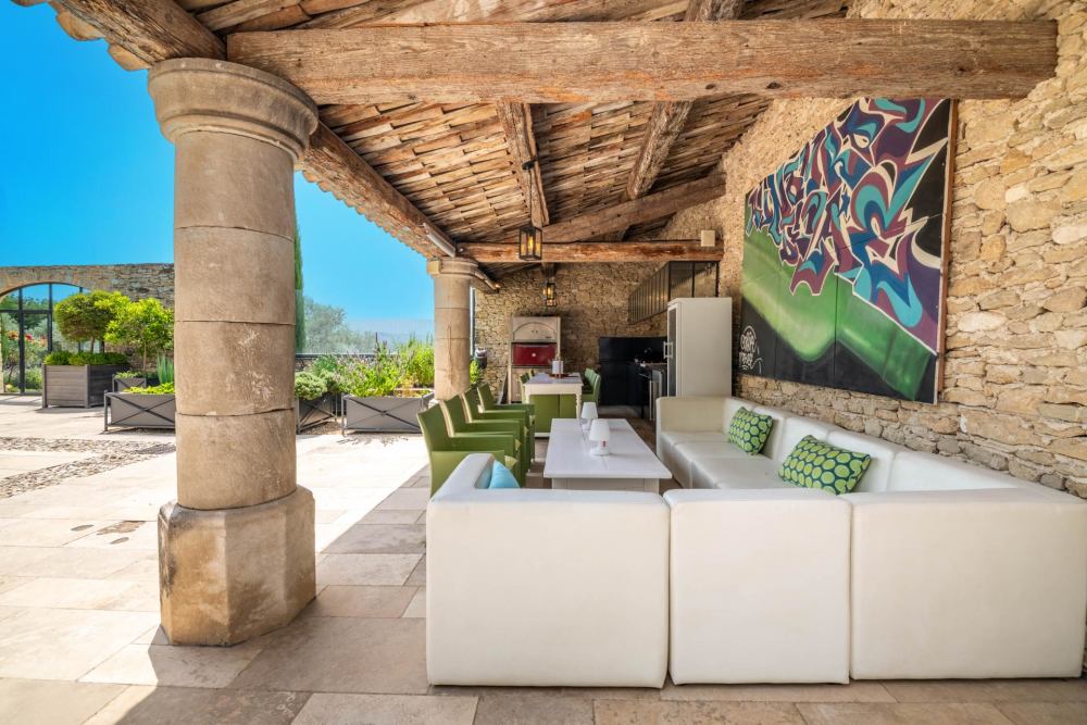 Photographs of Bastide de la Senancole villa in Provence - Image 41 of 52