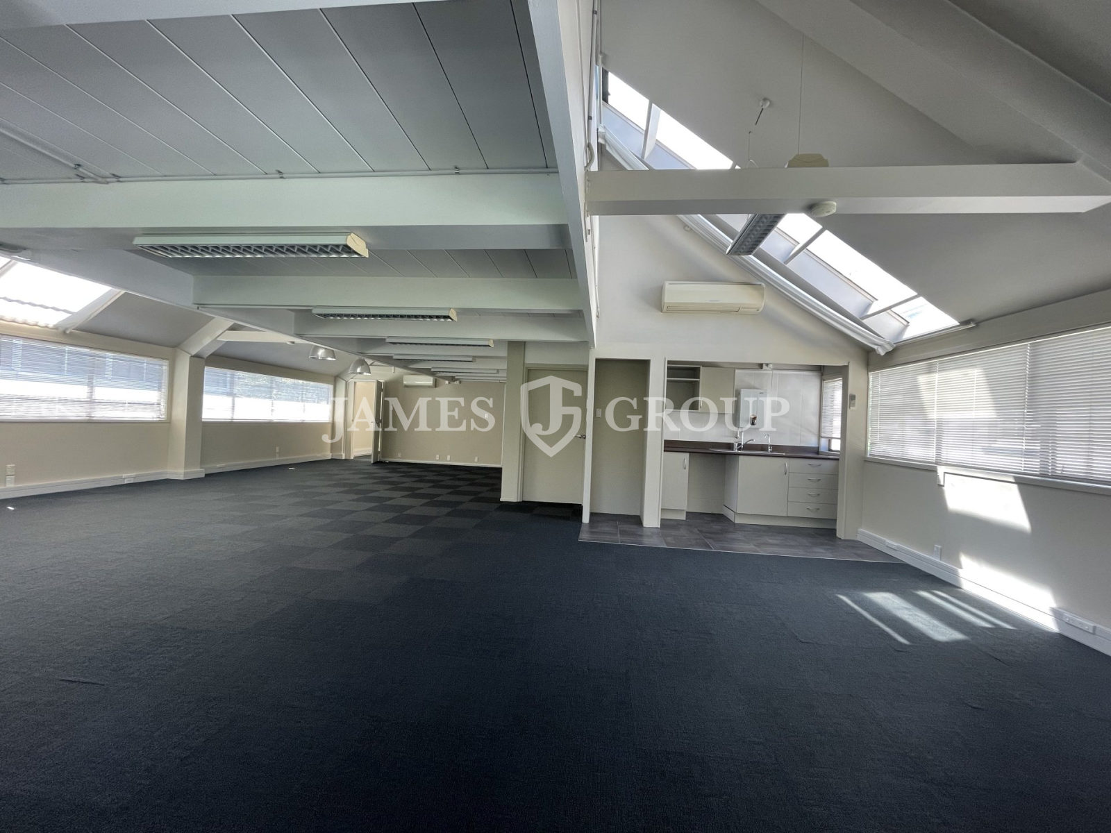 Spacious Tenancy With Excellent Accessibility