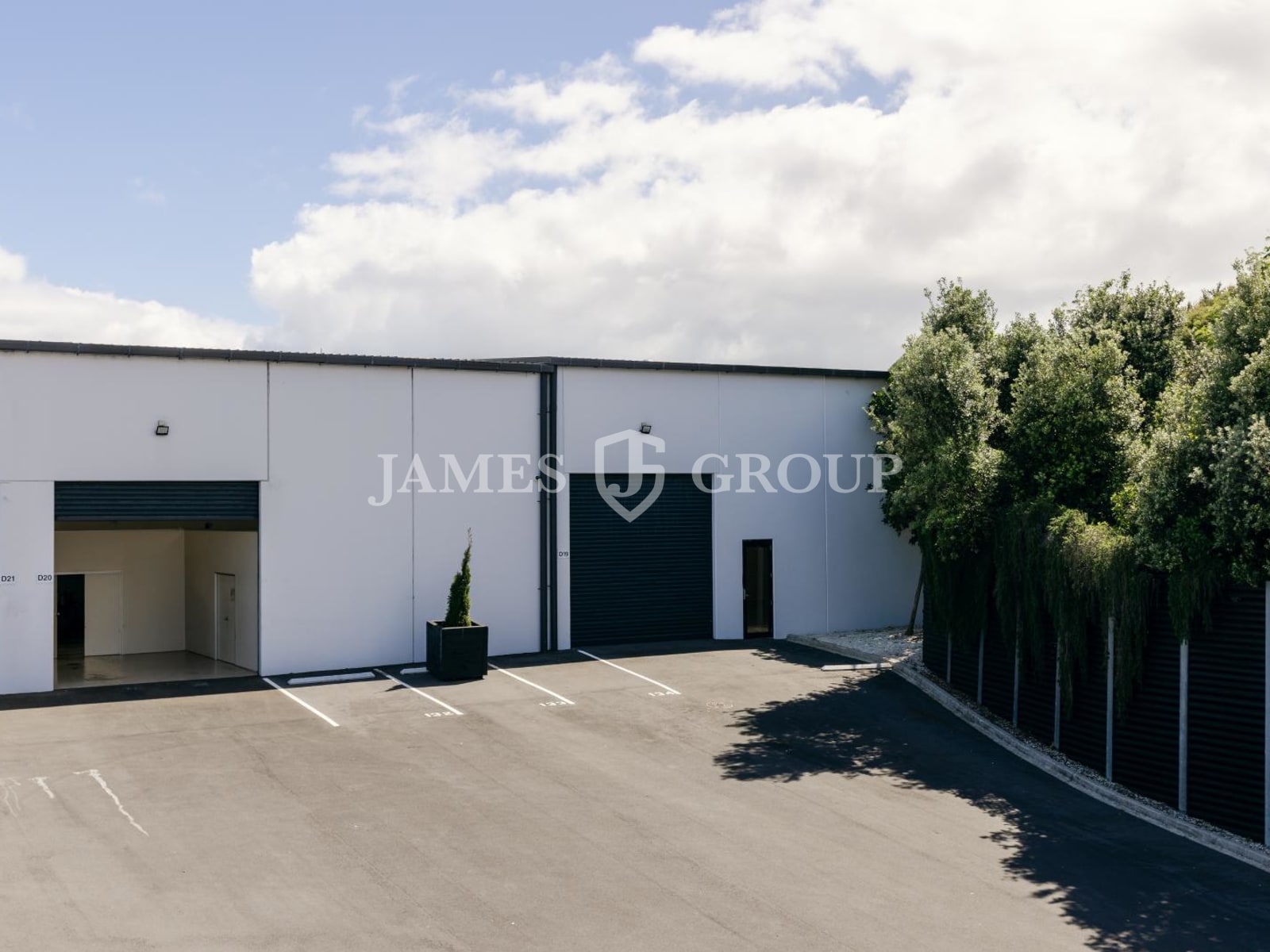 620m² A-grade Penrose Unit | Motorway Profile