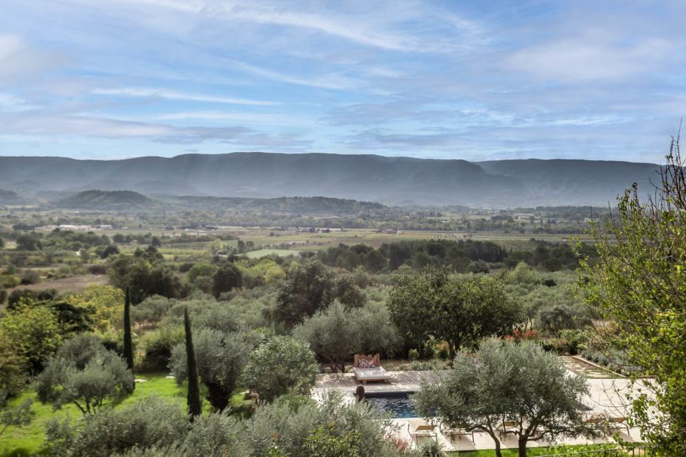 Photographs of Mas la Mirande villa in Provence - Image 16 of 49