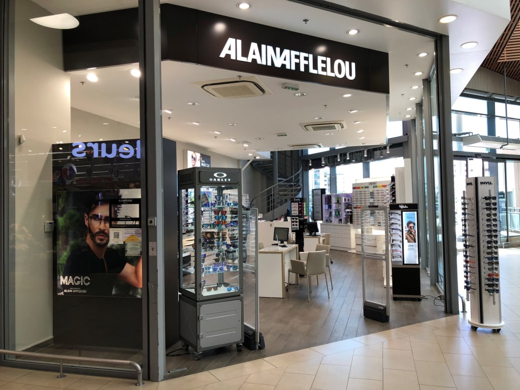 Magasin Opticien Centre Commercial Carrefour chemin du Finosello 20090 AJACCIO