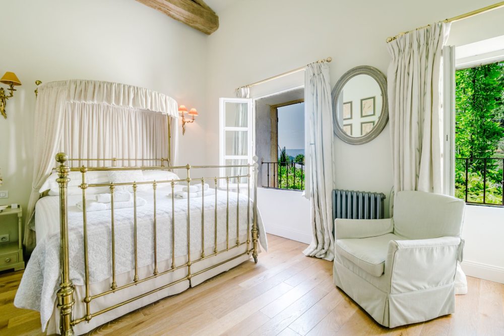 Photographs of Mas des Figuiers villa in Provence - Image 14 of 50