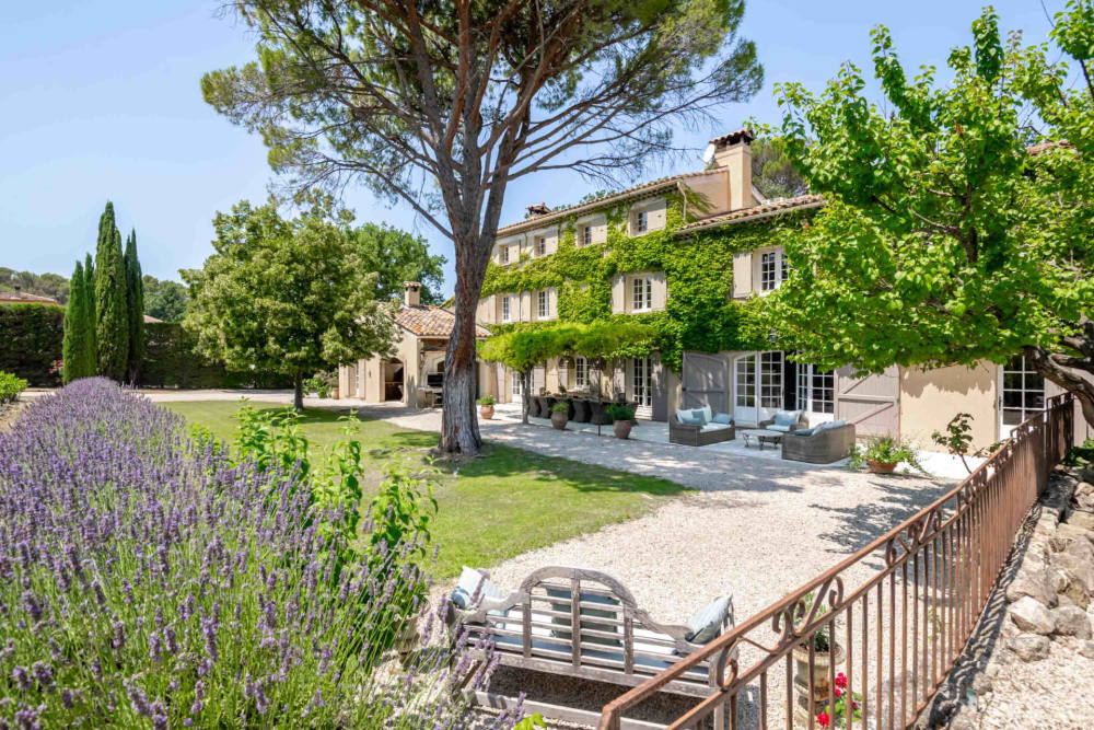 Photographs of Le Mas de Gancel villa in Provence - Image 1 of 41