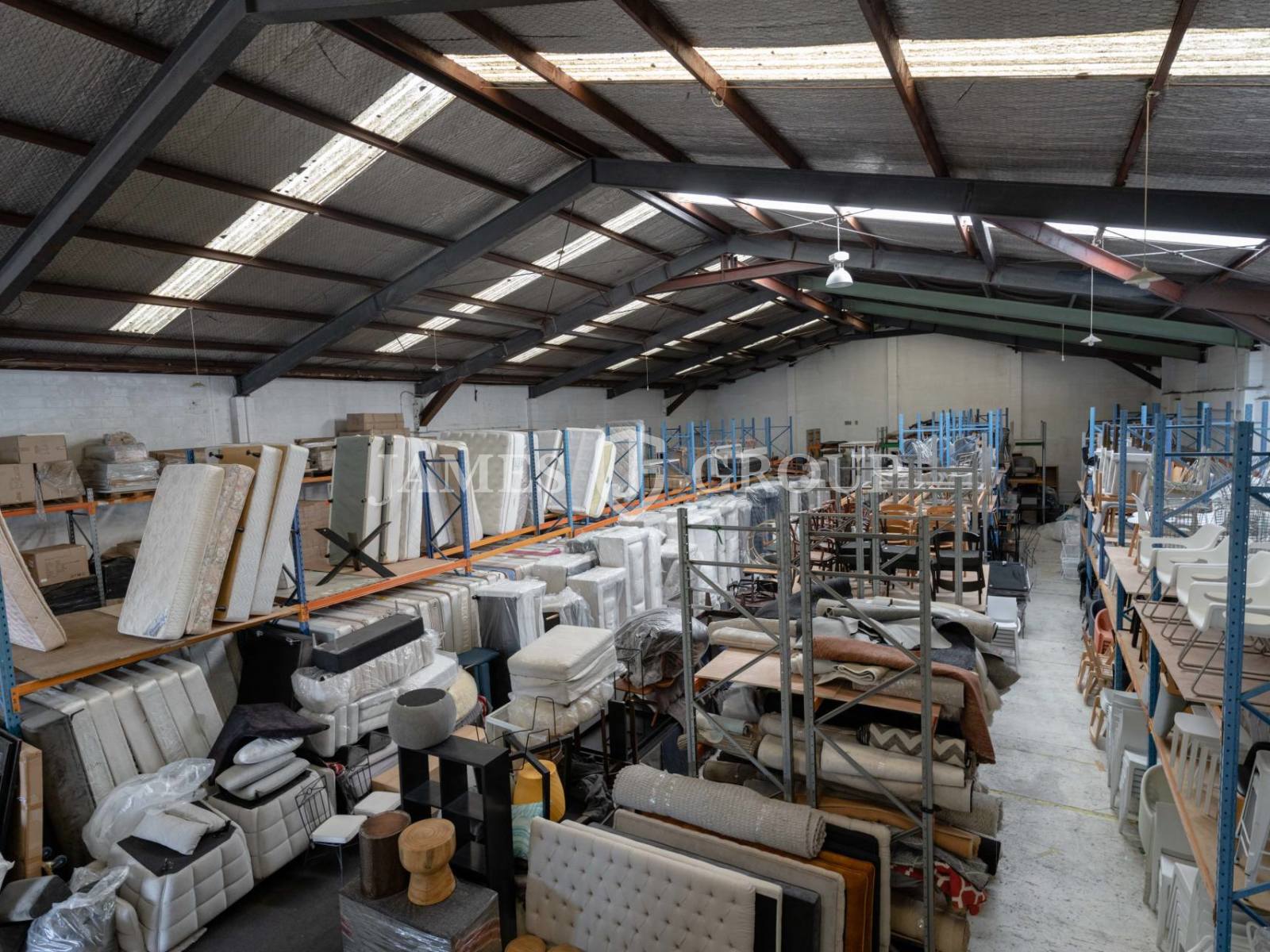 1,035m² Penrose Industrial With Yard