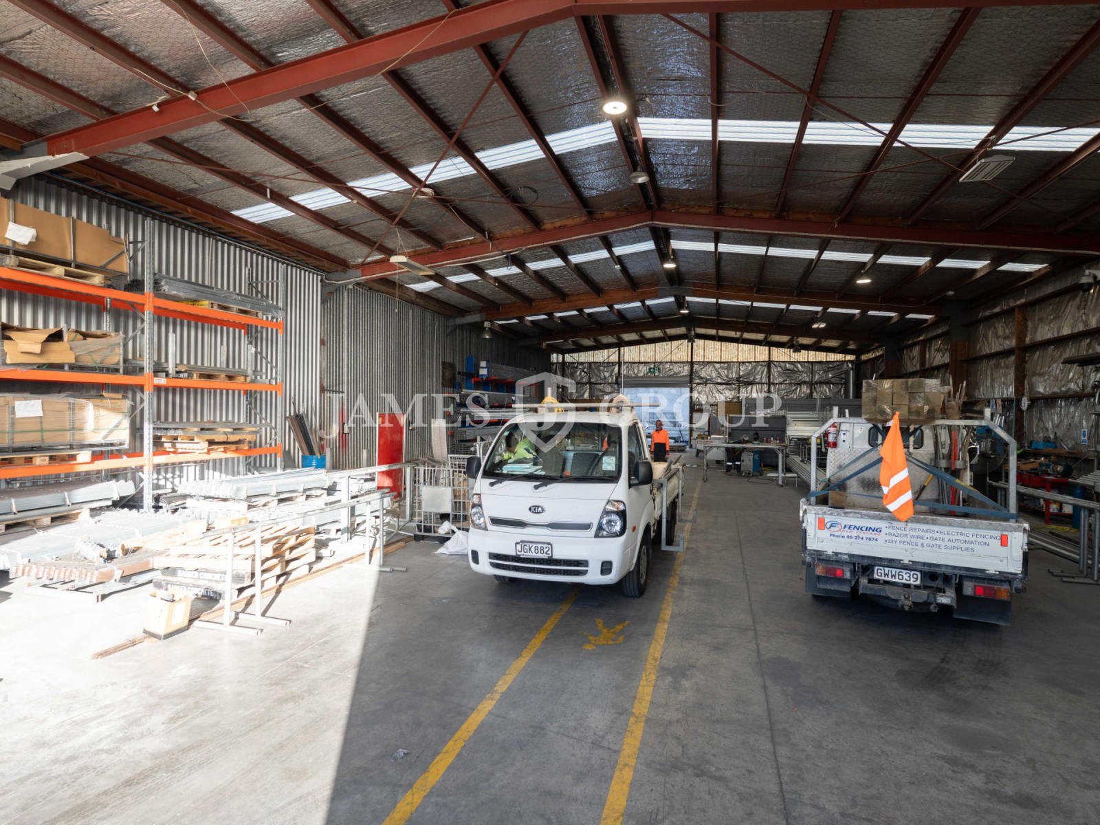 Cost-effective With Dual Access & Yard | 1,291m²
