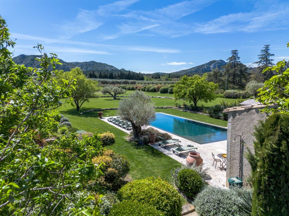 Photographs of Mas des Rêveries villa in Provence - Image 5 of 40
