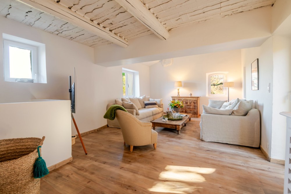Photographs of Le Refuge de Provence villa in Provence - Image 7 of 40