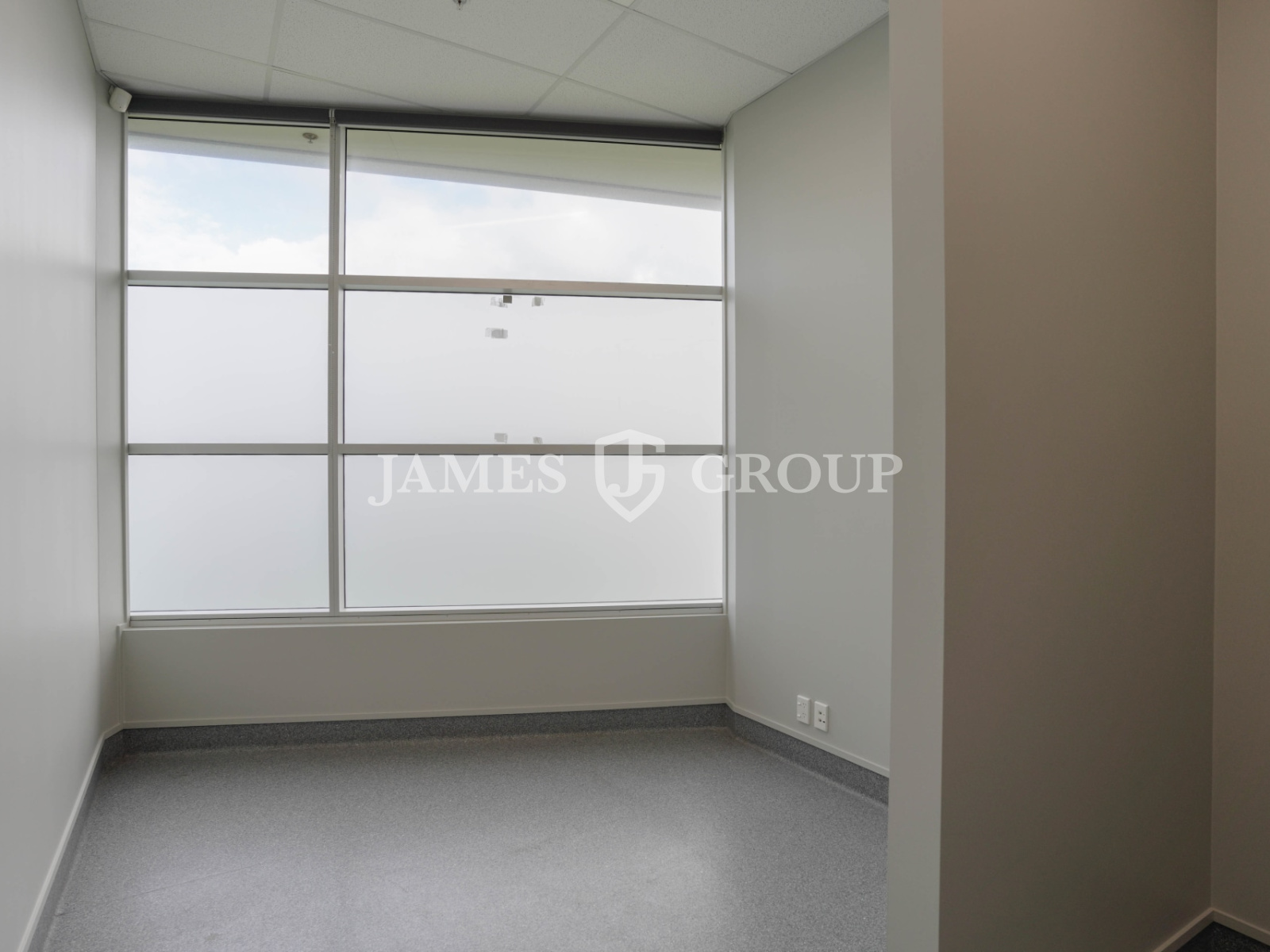 841m² A-grade Unit With Superb Profile